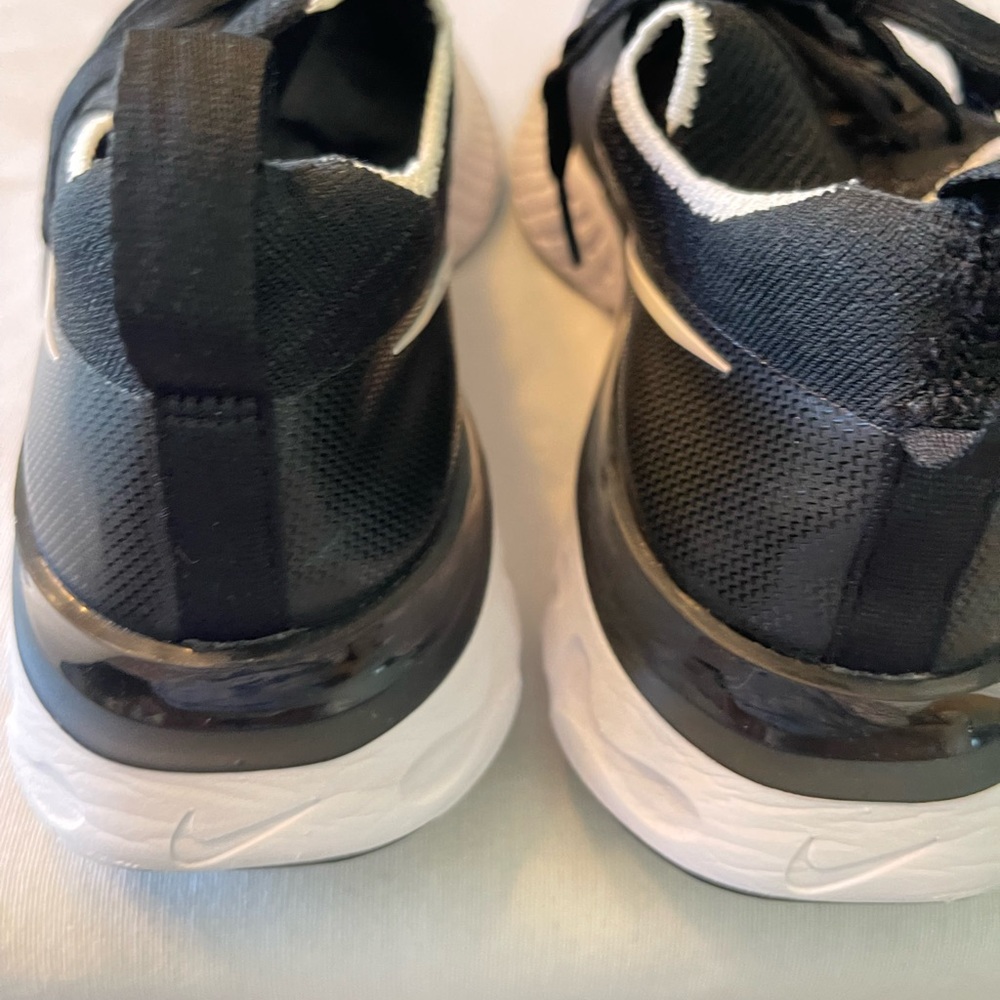Nike “React Infinity Run” Flyknit Running Shoe - image 5